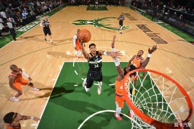 英超-B费破门加纳乔建功 曼联3-0莱斯特城